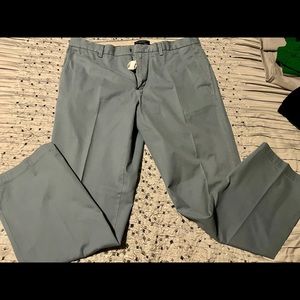 MEN’S CHINOS